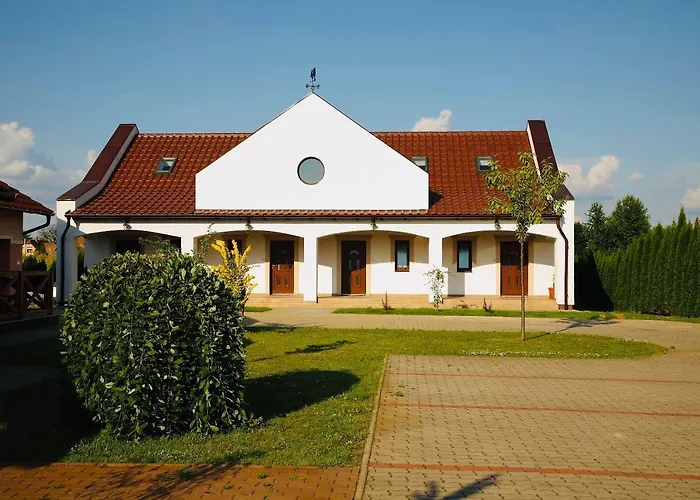 Viktor Vendeghaz Es Apartmanhaz