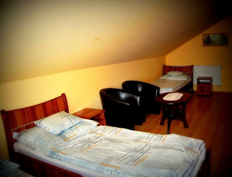 Gasthof Viktor Vendeghaz Es Apartmanhaz